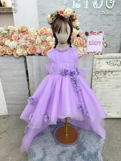 ชุดราตรีเด็ก(หน้าร้านอยู่รัชดา ลองได้ถ่ายรูปเองจากชุดจริง)W19125 สีม่วง กระโปรงหน้าสั้นหลังยาว คอชิดฟู ติดดอกไม้น่ารักมากๆ