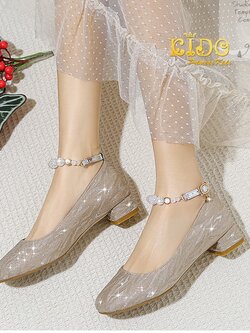 รองเท้าเด็ก*มีหน้าร้านอยู่รัชดา ลองได้ เปลี่ยนได้ *H099สีทอง ลายวิ้งๆ คาดมุกตรงสายรัดรองเท้า สวยหรูมาก