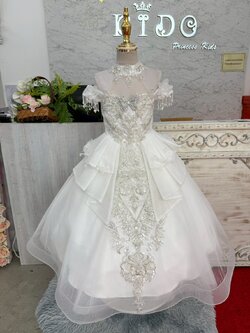 ชุดราตรีเด็ก ชุดเจ้าหญิง ชุดออกงานเด็ก(*หน้าร้านอยู่รัชดา*)W19250 สีขาว กระโปรงยาว แขนสั้น