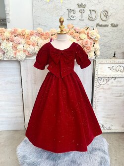 ชุดราตรีเด็ก(ร้านอยู่รัชดา ลองได้ถ่ายรูปจากชุดจริง)W18685 สีแดงติดด้วยกลิตเตอร์วุ้งวิ้ง กระโปรงยาว ประดับด้วยโบว์ แขนตุ๊กตา