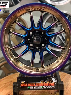 ล้อแม็กใหม่ขอบ15 Cosmis XT206R กว้าง8 4รู100 ออฟ30 CB67.1 สีไทเทเนียม