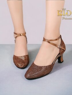 รองเท้าเด็ก(หน้าร้านอยู่รัชดา ลองได้)H140สีน้ำตาล