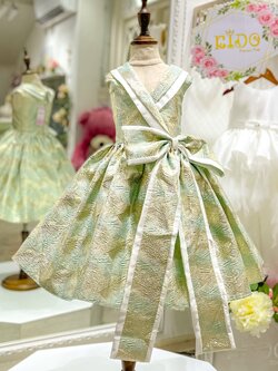 ชุดออกงานเด็ก(หน้าร้านอยู่รัชดา ลองได้ถ่ายรูปจากชุดจริง)W18401สีเขียว ตกแต่งด้วยโบว์ กระโปรงสั้น