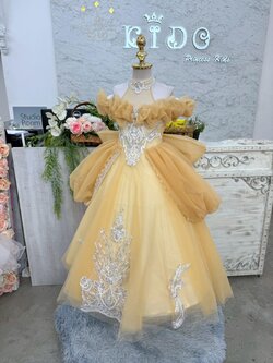 ชุดราตรีเด็ก ชุดเจ้าหญิง ชุดออกงานเด็ก(*หน้าร้านอยู่รัชดา*)W19229 สีทอง กระโปรงยาว โอบไหล่