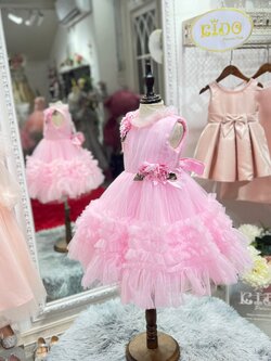 ชุดราตรีเด็ก(หน้าร้านอยู่รัชดา ลองได้ถ่ายรูปจากชุดจริง)A249สีชมพู แต่งดอกไม้ กระโปรงสั้น