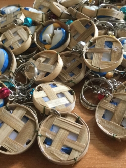 พวงกุญแจปลาทูอัมพวา แบบใหม่ / กรณีซื้อหลายชิ้น