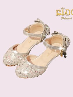 รองเท้าเด็ก(หน้าร้านอยู่รัชดา ลองได้)H036สีเงิน ประดับเพชรสีระยิบระยับ ติดโบว์ด้านหลังสุดเก๋ ทรงเปิดข้าง สวยเจ้าหญิงมาก