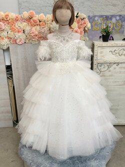 ชุดราตรีเด็ก(ร้านอยู่รัชดา ลองได้ถ่ายรูปจากชุดจริง)W18999 สีขาว เปิดไหล่ กระโปรงยาวสวยวิ้ง