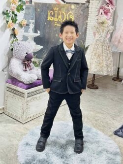 สูทเด็กผู้ชาย(หน้าร้านอยู่รัชดา ลองได้ถ่ายรูปจากชุดจริง)S100สีน้ำเงินเซ็ตสูท 5ชิ้นแต่งด้ายขาว เชิ้ตขาวาพร้อมเสื้อกั๊ก,โบว์หูกระต่าย กางเกง