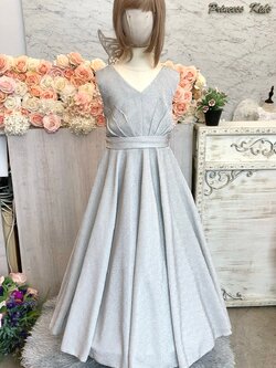 ชุดราตรีเด็ก(ร้านอยู่รัชดา ลองได้ถ่ายรูปจากชุดจริง)W18966 สีเทา คอวีผ้าจีบเงาวิบวับ เรียบสวยหรู