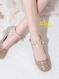 รองเท้าเด็กออกงาน(หน้าร้านอยู่รัชดา ลองได้)H154 สีทอง ทูโทน เพชรระยิบระยับ ประดับด้วยสร้อยมุกตรงสายรัดรองเท้า ส้นแก้ว สวยหรูมาก