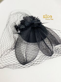 กิ๊บหมวกเด็ก(หน้าร้านอยู่รัชดา)KF600 กิ๊บหมวกเด็กสีดำตาข่ายดอกไม้ประดับขนนก