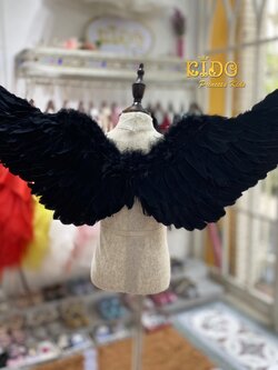 ปีกเด็ก *มีหน้าร้าน ตรงปก พร้อมส่ง *W05 ปีกนางฟ้าขนนกสีดำ ทรงปีกตั้ง แสนสวย พับได้ พร็อพสำหรับตกแต่งชุดนางฟ้าน่ารัก