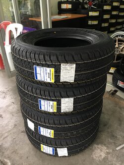 ยางใหม่ Dunlop 265-65-R17เส้นละ3,750บาท ยางปี17