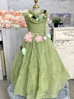 ชุดราตรีเด็ก(หน้าร้านอยู่รัชดา ลองได้ถ่ายรูปเองจากชุดจริง)W19019 สีเขียว เสื้อติดดอกไม้ กระโปรงยาว สวยน่ารักมากค่ะ