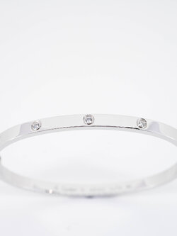**Sold** กำไล Cartier Love Bracelet, Small Model, 10 Diamonds ทองขาว18K ไซส์16 (Used) +กล่องและการ์ดShopไทย2021