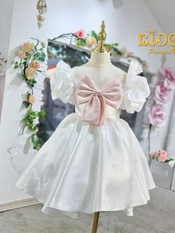 ชุดราตรีเด็ก*หน้าร้านอยู่รัชดา ลองได้ถ่ายรูปจากของจริง*W18500 สีขาว แขนตุ๊กตา กระโปรงสั้น