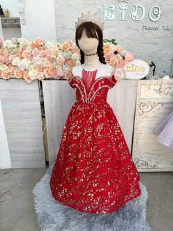 ชุดราตรีเด็ก(หน้าร้านอยู่รัชดา ลองได้ถ่ายรูปเองจากชุดจริง)W19183 สีแดง กระโปรงยาว เปิดไหล่ ติดเกร็ดวิ้งทอง เก๋ไก๋