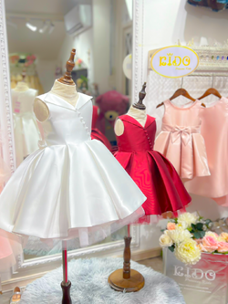 ssชุดออกงาน(หน้าร้านอยู่รัชดา ลองได้ถ่ายรูปจากชุดจริง)B258 สีขาว สีแดง กระโปรงหน้าสั้น แต่งด้วยกระดุมเฉียง หรูมากค่ะ