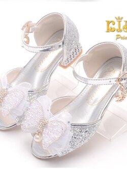 sรองเท้าเด็ก(หน้าร้านอยู่รัชดา ลองได้)H182สีเงิน เปิดข้าง ประดับโบว์น่ารักๆ สวยสุดเก๋