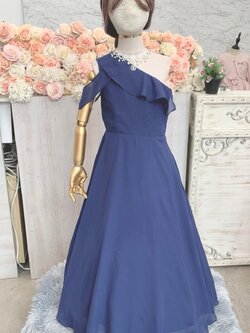 ชุดราตรีเด็ก(หน้าร้านอยู่รัชดา ลองได้ถ่ายรูปจากชุดจริง)W18991 สีน้ำเงิน ไหล่เบี่ยงติดระบาย กระโปรงยาว เรียบหรู