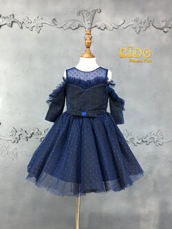 ชุดเดรส(หน้าร้านอยู่รัชดา ลองได้ถ่ายรูปจากชุดจริง)WC002 ชุดสีน้ำเงินเปิดไหล่ระบายมีแขนยาว กระโปรงสั้นลายจุดสุดน่ารัก เรียบหรูมากค่ะ ชุดออกงานเด็ก
