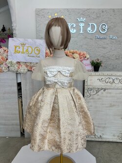 ชุดราตรีเด็ก(หน้าร้านอยู่รัชดา ลองได้ถ่ายรูปจากชุดจริง)W18913 สีครีม กระโปรงสั้นผ้าพิมพ์ลาย โบว์คู่ สวยหวานลุคคุณหนูค่ะ