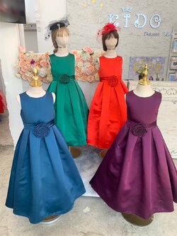 sชุดราตรีเด็ก(ร้านอยู่รัชดา ลองได้ถ่ายรูปจากชุดจริง)W19081 กระโปรงยาว หลากสี