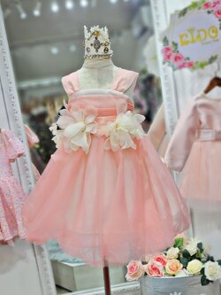 9ชุดราตรีเด็ก(หน้าร้านอยู่รัชดา ลองได้ถ่ายรูปเองจากชุดจริง)W18665 สีโอรส กระโปรงสั้นประดับช่อดอกไม้ที่อก