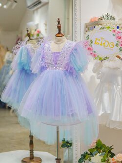 ชุดเจ้าหญิง(หน้าร้านอยู่รัชดา ลองได้ถ่ายรูปจากชุดจริง)W18380 สีม่วง กระโปรงสั้นฟู ดูสดใสมากๆคะ