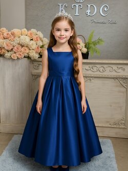 ชุดราตรีเด็ก ชุดเจ้าหญิง (*หน้าร้านอยู่รัชดา*)W19204 สีน้ำเงิน กระโปรงยาว คอเหลี่ยม เรียบหรู