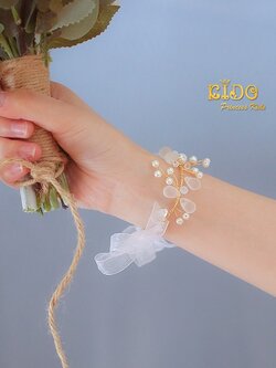 ข้อมือเด็ก(มีหน้าร้าน)KF527ข้อมือประดับคลิสตัสและมุก สวยน่ารักมาก