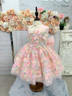 ชุดราตรีเด็ก(หน้าร้านอยู่รัชดา ลองได้ถ่ายรูปเองจากชุดจริง)W19129 สีชมพู กระโปรงสั้น แขนสั้น ดอกไม้น่ารักๆติดรอบชุด