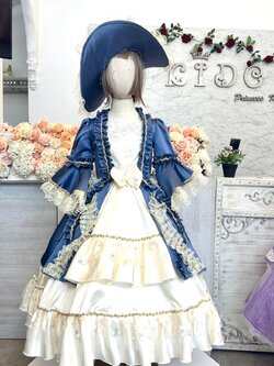 ชุดเดินแบบเด็ก(หน้าร้านอยู่รัชดา ลองได้ถ่ายรูปจากชุดจริง)W18889 สีฟ้า ยุควิคตอเรีย กระโปรงยาว