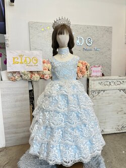 ชุดราตรีเด็ก(หน้าร้านอยู่รัชดา ลองได้ถ่ายรูปเองจากชุดจริง)W18934 สีฟ้า กระโปรงยาว เอวระบายฟูชั้นๆ แขนสั้น สไตล์เจ้าหญิง สวยมากค่ะ