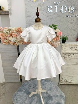 ชุดราตรีเด็ก(ร้านอยู่รัชดา ลองได้ถ่ายรูปจากชุดจริง)W19133 สีขาว กระโปรงสั้น แขนตุ๊กตา