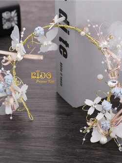 คาดผมเด็ก(หน้าร้านอยู่รัชดา)KF522เส้นคาดผมดอกไม้สีฟ้า ตกแต่งโบว์ประดับด้วยเพชร สวยน่ารักมาก