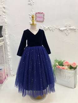 ชุดราตรีเด็ก(หน้าร้านอยู่รัชดา ลองได้ถ่ายรูปจากชุดจริง)W18836 สีน้ำเงิน ประดับเกร็ดวิ้งวั้ง เสื้อกำมะหยี่ กระโปรงยาว แขนยาว