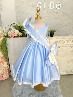 ชุดราตรีเด็ก(ร้านอยู่รัชดา ลองได้ถ่ายรูปจากชุดจริง)W19225 สีฟ้า แขนสั้น กระโปรงยาว มีสายสะพาย สวยน่ารักมากค่ะ