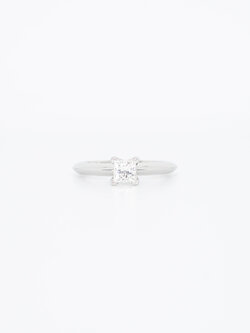 แหวน Tiffany & Co. The Tiffany Setting Solitaire ring Princess Cut diamond Platinum950 with 0.34ct G VVS1 ไซส์ 48# (Used) +กล่องและใบเซอร์