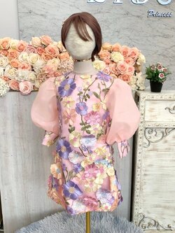 ชุดราตรีเด็ก(หน้าร้านอยู่รัชดา ลองได้ถ่ายรูปเองจากชุดจริง)W18983 สีชมพู ซีทรูแขนยาว กระโปรงทรงเอ ติดดอกไม้หลากสี น่ารักมาก