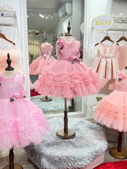 sชุดราตรีเด็ก(หน้าร้านอยู่รัชดา ลองได้ถ่ายรูปจากชุดจริง)A249 สีโอรส สีชมพู สีชมพูเข้ม สีแดง แต่งดอกไม้ กระโปรงสั้น