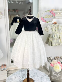 ชุดราตรีเด็ก(หน้าร้านอยู่รัชดา ลองได้ถ่ายรูปจากชุดจริง)W18529 สีขาว-ดำ แขนยาว ทูโทน กระโปรงยาว