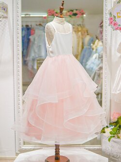 ชุดเจ้าหญิง(หน้าร้านอยู่รัชดา ลองได้ถ่ายรูปจากชุดจริง)W18379 กระโปรงยาวสีโอรส เสื้อสีขาว เรียบหรูคะ