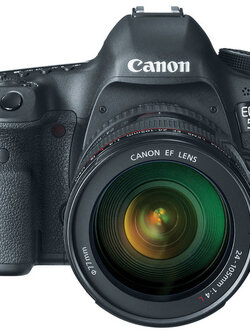 กล้อง DSLR Canon EOS 5D Mark III with 24-105 lens