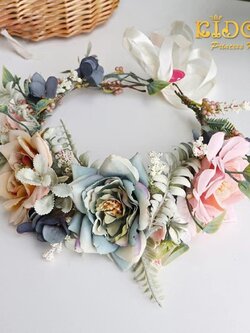 คาดผมเด็ก(หน้าร้านอยู่รัชดา)KF643เส้นคาดผมดอกไม้สีฟ้า ตกแต่งด้วยดอกไม้ น่ารักๆ