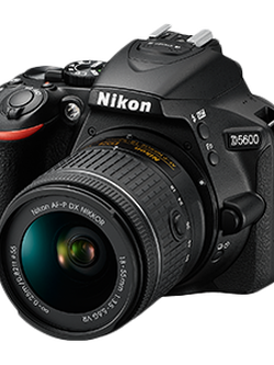 กล้อง DSLR Nikon D5600 Body + Lens kit 18-55