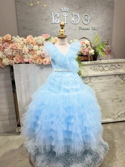 ชุดราตรีเด็ก ชุดเจ้าหญิง ชุดออกงานเด็ก(*หน้าร้านอยู่รัชดา*)W19200 สีฟ้า กระโปรงยาว คอวี แขนสั้น เอวคาดเพชร ฟูชั้นๆ