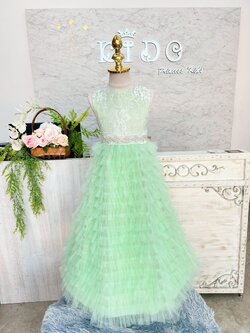 ชุดราตรีเด็ก(หน้าร้านอยู่รัชดา ลองได้ถ่ายรูปเองจากชุดจริง)W19223 สีเขียว กระโปรงยาว แขนสั้น เอวประดับเพชร