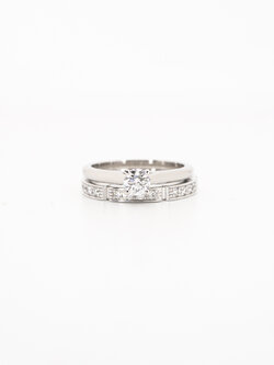 **สำหรับไซส์นิ้ว 49#** แหวน Cartier Love Band with Pave Diamonds ทองขาว18K x แหวน Cartier Love Band with Pave Diamonds ทองชมพู18K (Used)